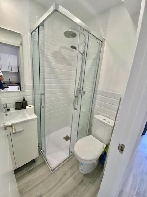 Estudio Nuevo Y Con Piscina Benalmádena Exteriér fotografie