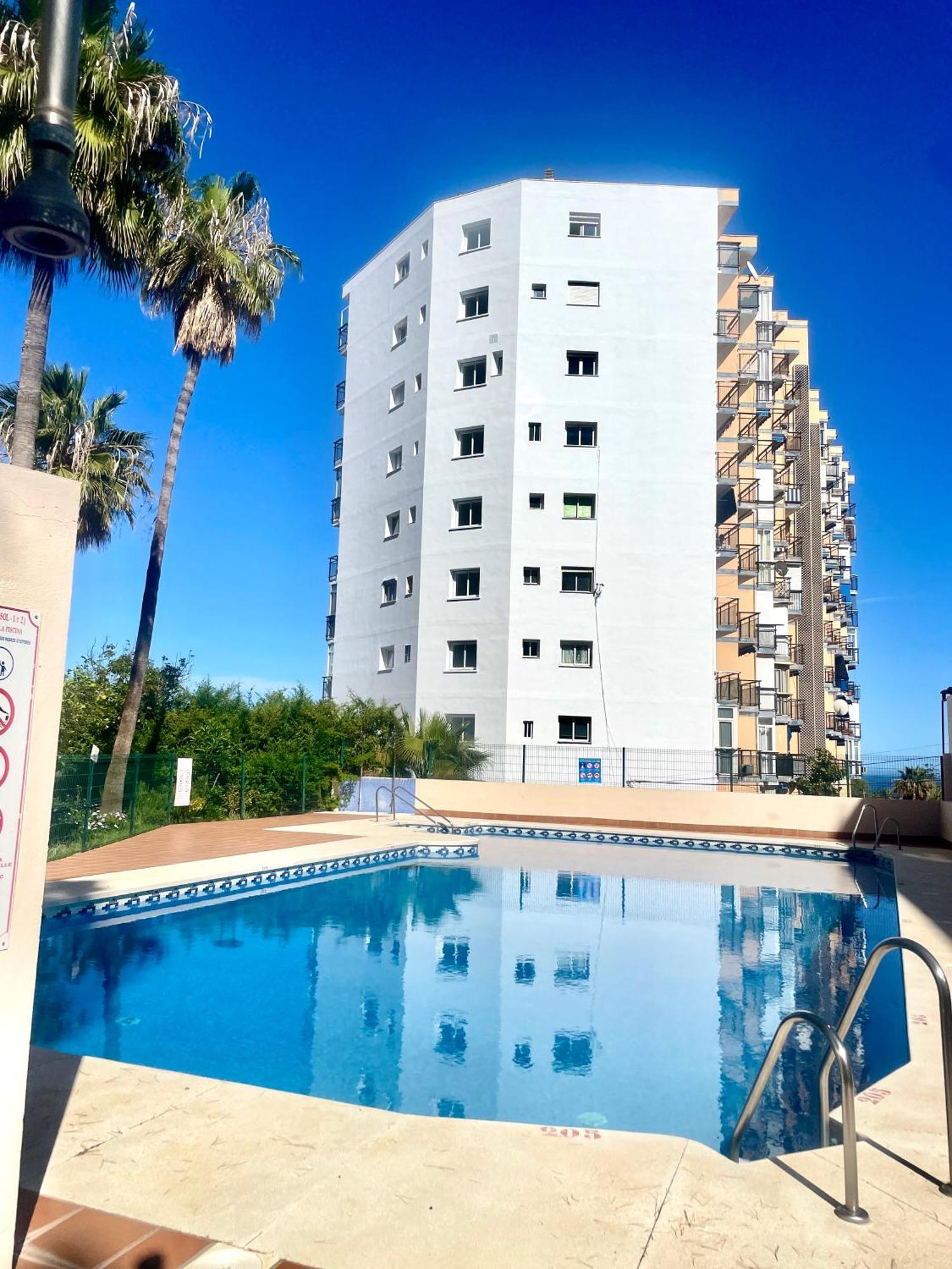 Estudio Nuevo Y Con Piscina Benalmádena Exteriér fotografie